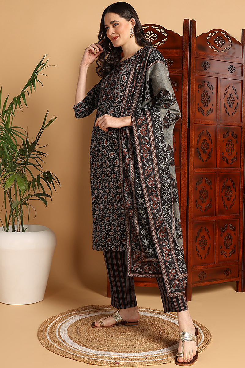 White-Silk-Blend-Embroidered-Straight-3-Piece-Kurta-Set