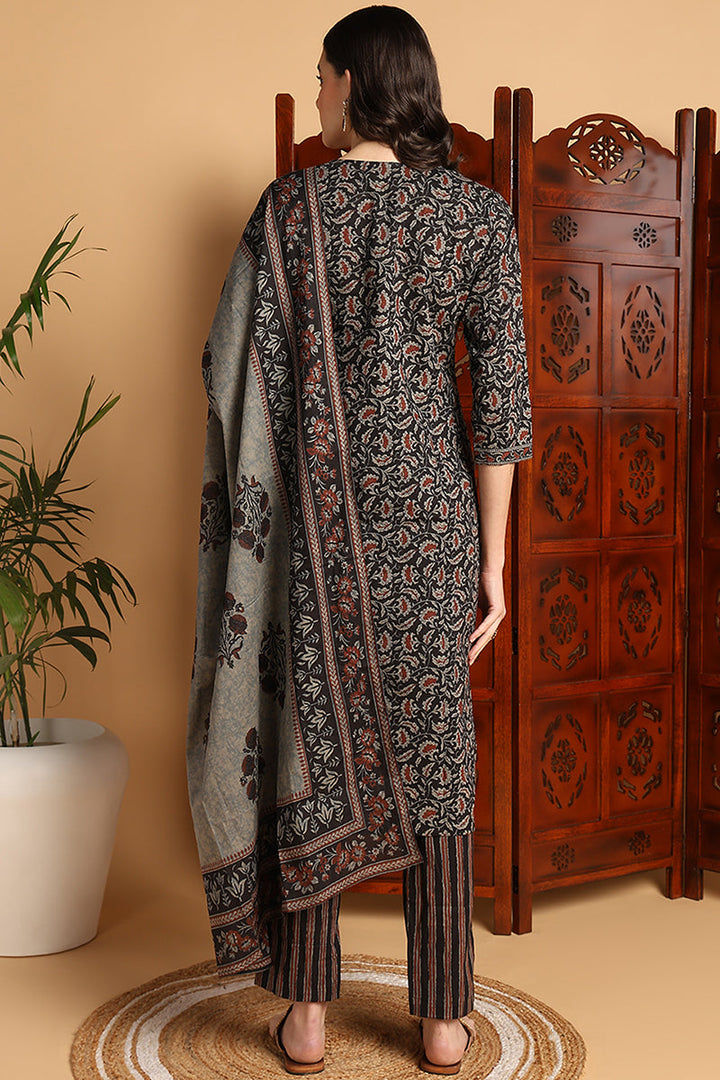 White-Silk-Blend-Embroidered-Straight-3-Piece-Kurta-Set