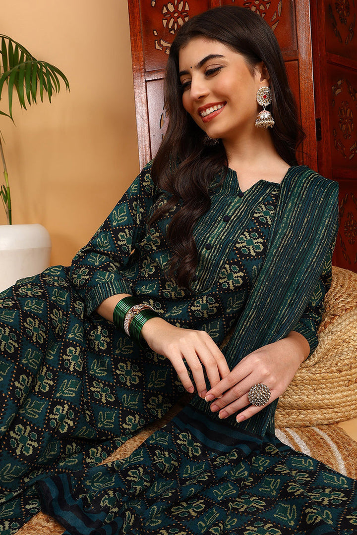 Green-Rayon-Blend-Ethnic-Motifs-Straight-3-Piece-Kurta-Set