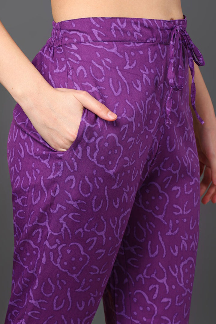 Violet-Rayon-Blend-Ethnic-Motifs-Printed-Straight-Suit-Set