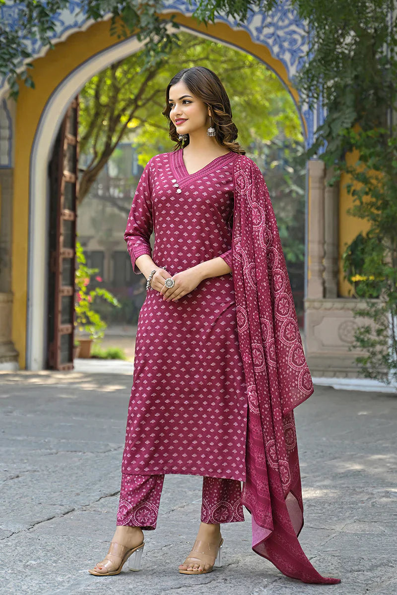 Maroon Cotton Blend Floral Printed Straight Kurta Trousers With Dupatta