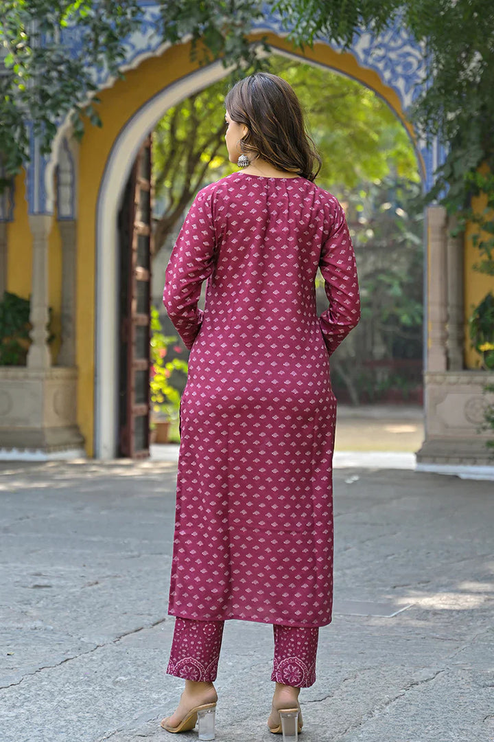 Maroon Cotton Blend Floral Printed Straight Kurta Trousers With Dupatta