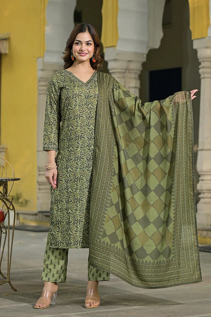 Green Cotton Blend Floral Printed Straight Suit Set