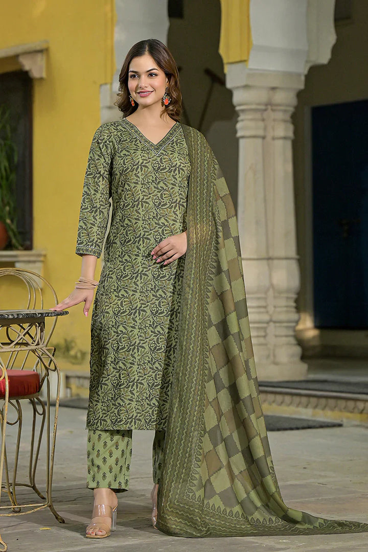 Green Cotton Blend Floral Printed Straight Suit Set