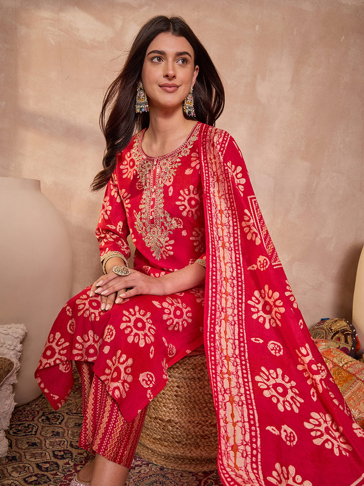 Pink Rayon Blend Floral Printed Straight Kurta Trouser With Dupatta