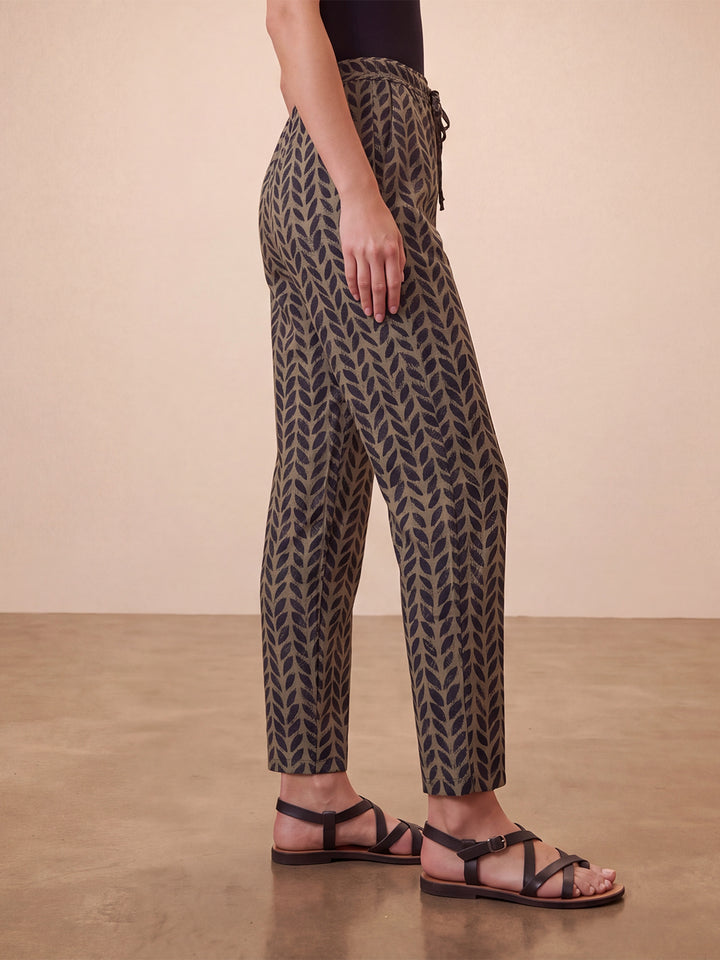 Black Botanical Printed Trouser