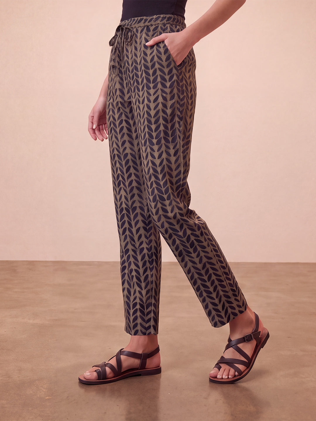 Black Botanical Printed Trouser