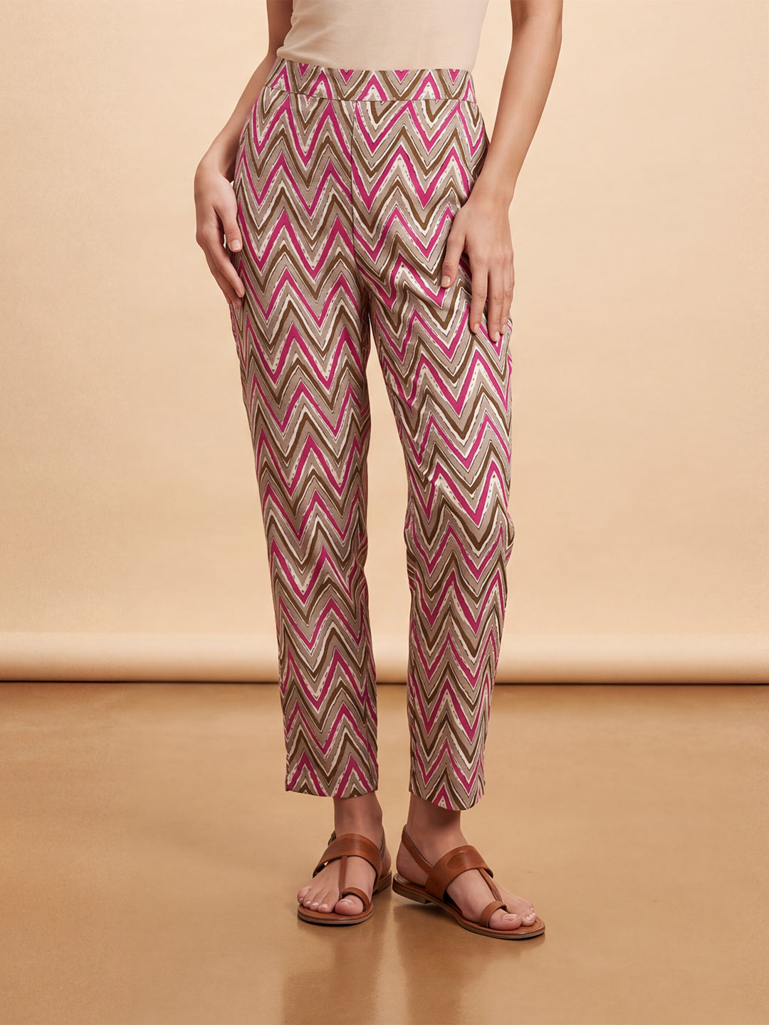 Multicolor Chevron Printed Trouser
