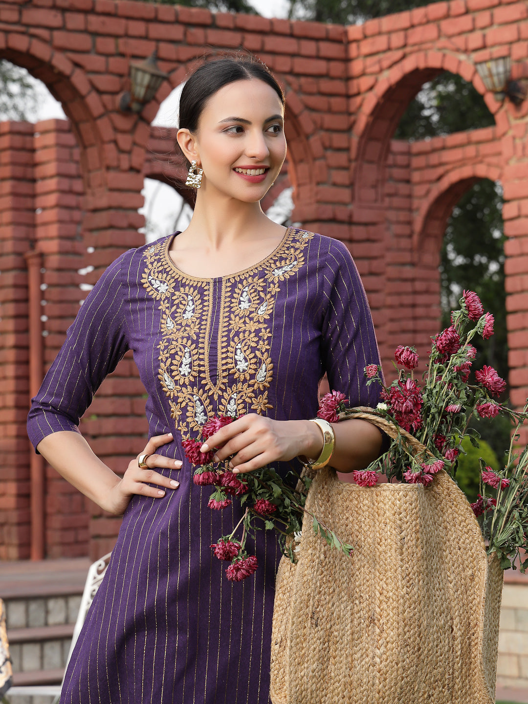 Wine Solid & Embroidered Rayon Straight Chicken Kurta