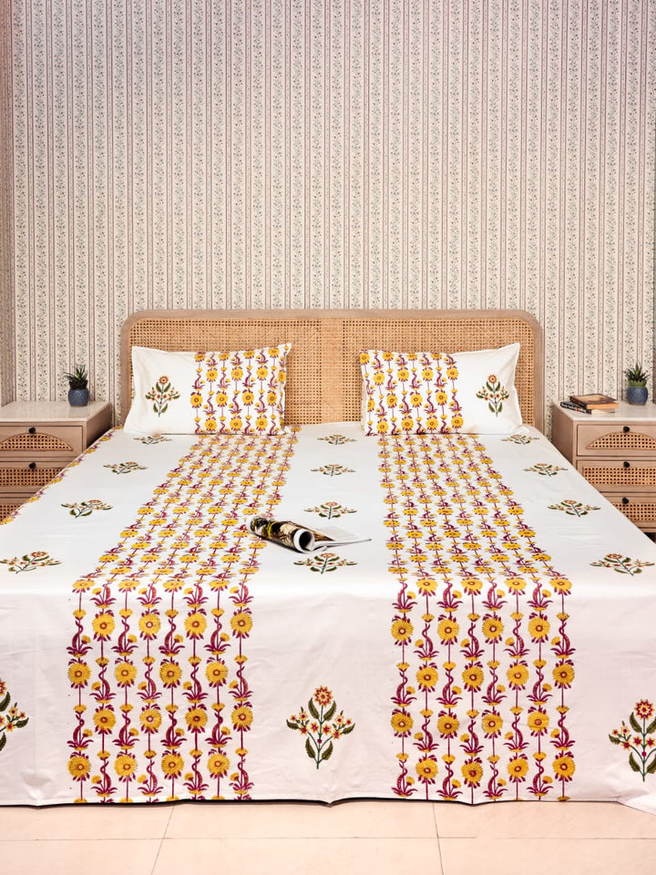 White-Super-King-Bedsheet-With-2-Pillow-Covers