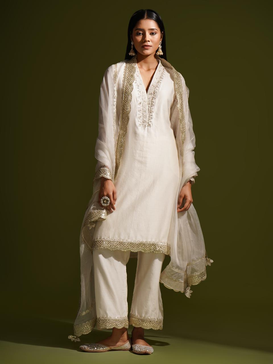 zeresouq-white-printed-collar-neck-anarkali-set