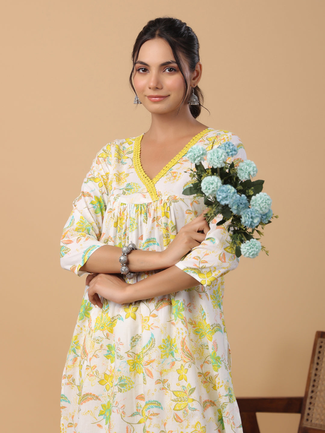 White-Cambric-Floral-Print-A-Line-2-Piece-Kurta-Set