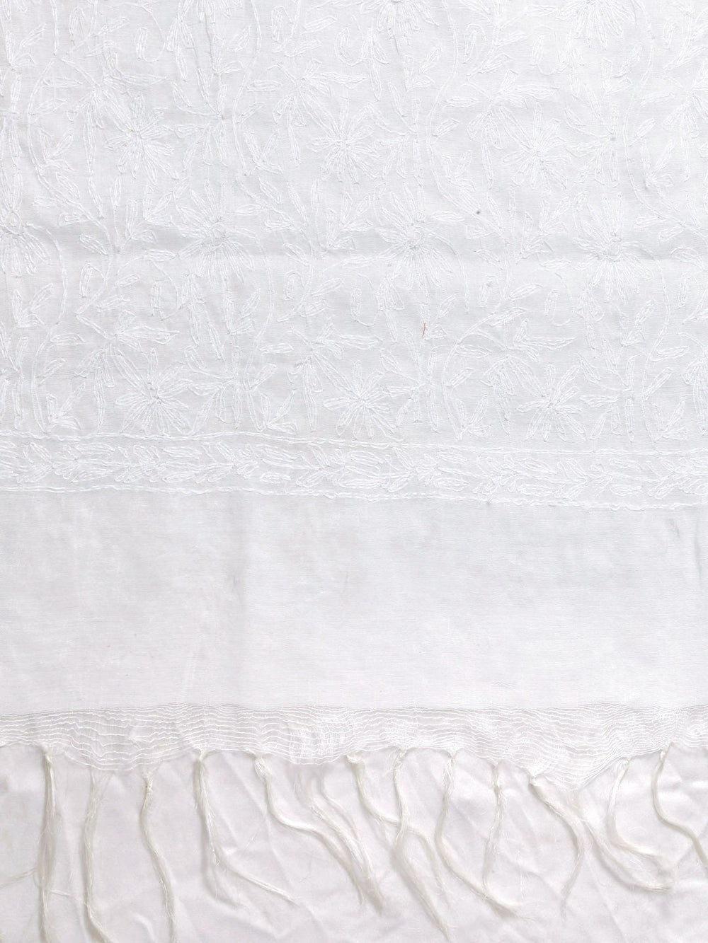 White-Chanderi-Lucknowi-Chikankari-Dupatta