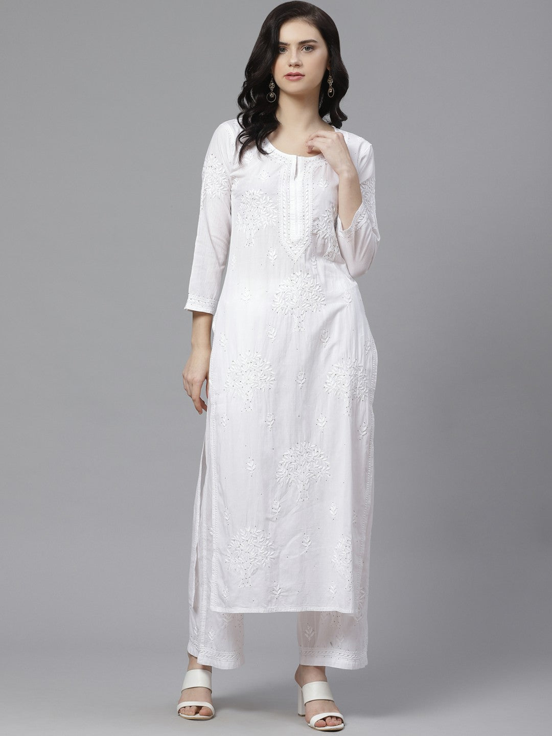 White-Chikankari-Kurta-Set-With-Muqaish-Work