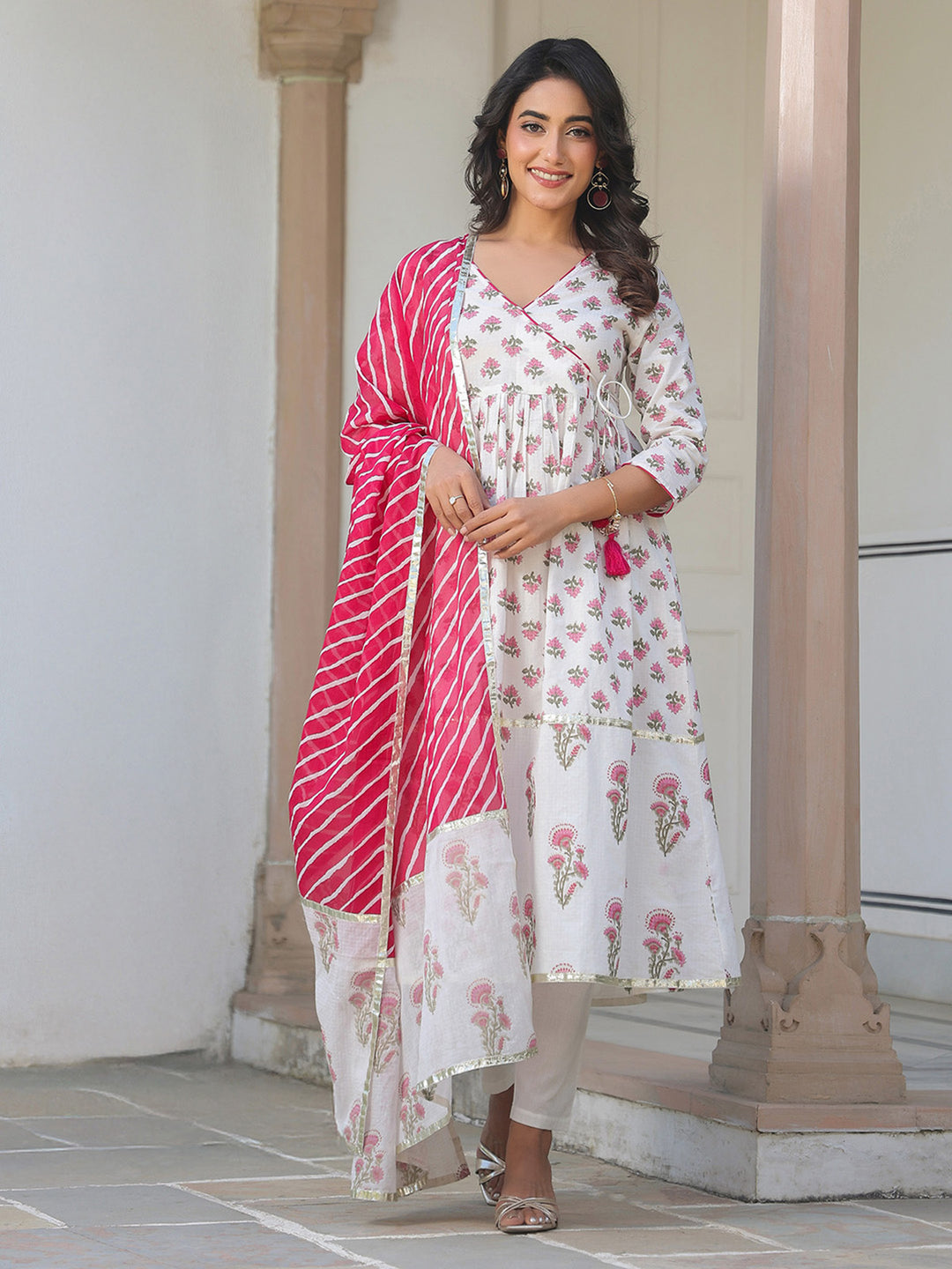 White-Cotton--Floral-Printed-3-Piece-Kurta-Set