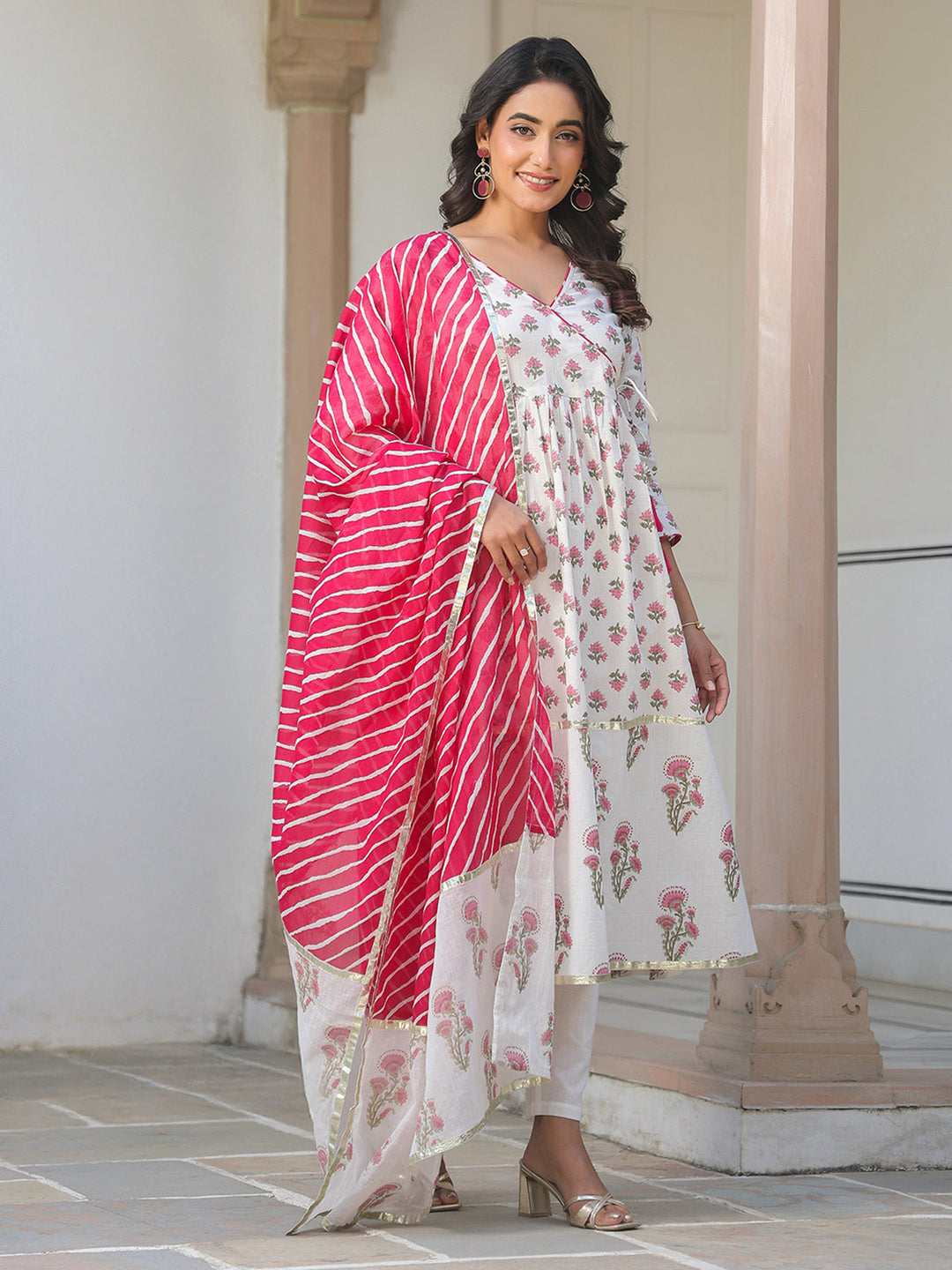 White-Cotton--Floral-Printed-3-Piece-Kurta-Set
