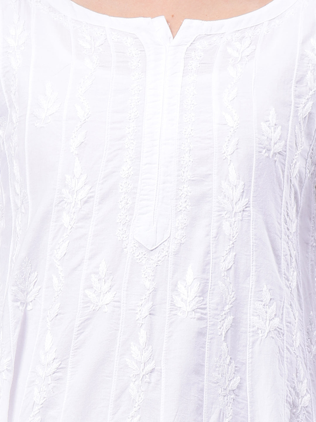 White-Cotton-Embroidered-Chikankari-Anarkali