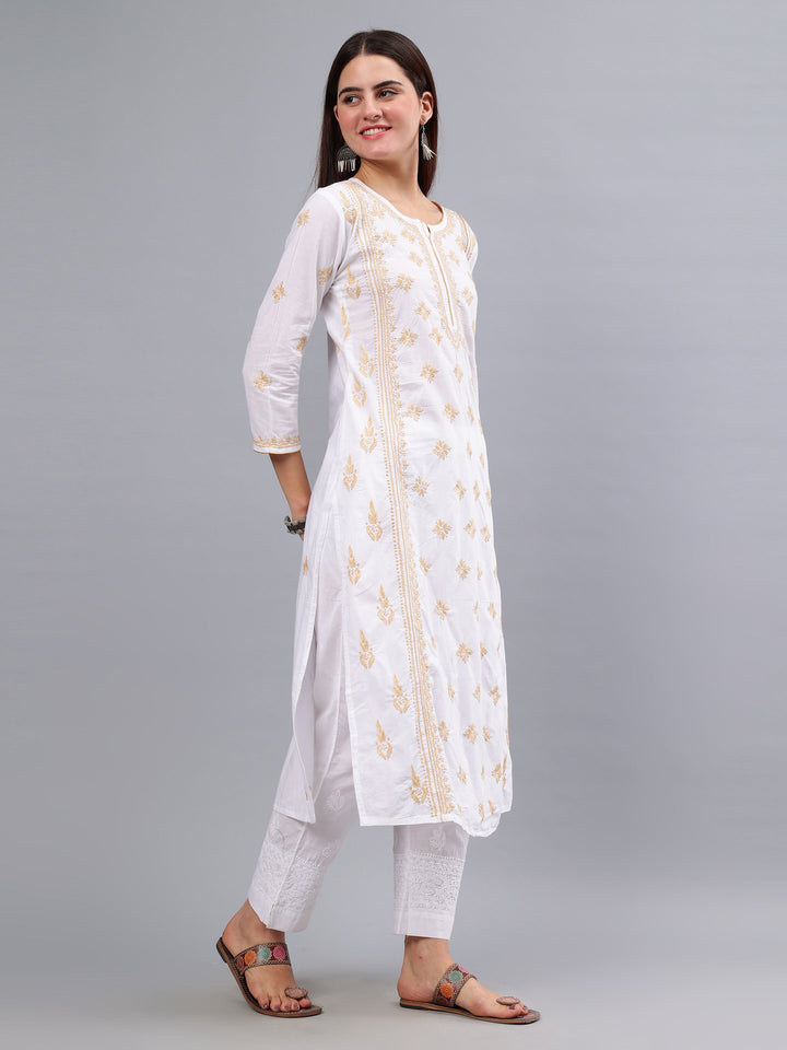 White-Cotton-Embroidered-Chikankari-Kurti