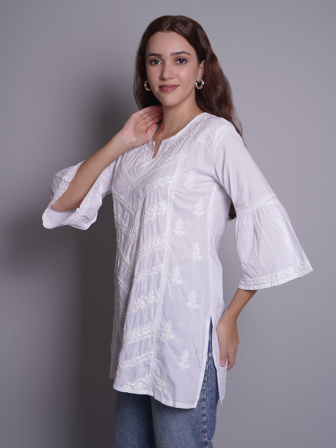 White-Cotton-Embroidered-Chikankari-Short-Tunic