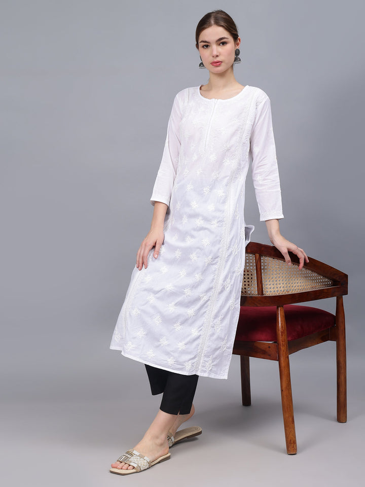 White-Cotton-Hand-Embroidered-Chikankari-Kurta