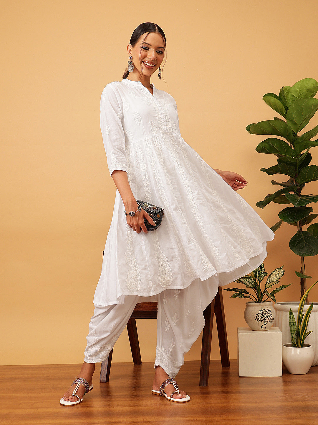 White-Cotton-Hand-Embroidered-Manderian-Collar-Anarkali-Kurta