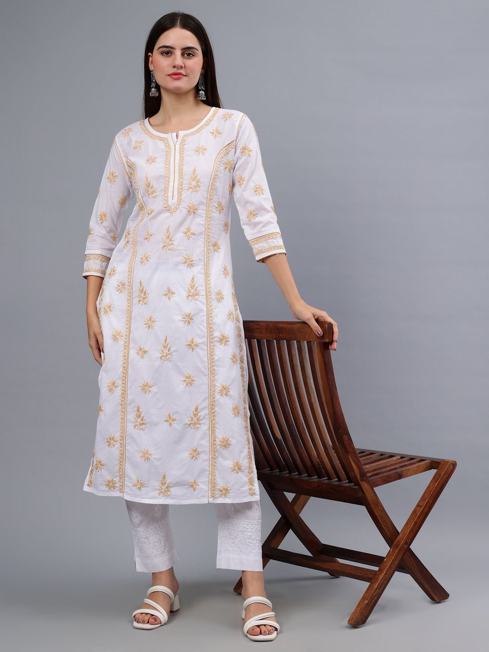 White-Cotton-Lucknowi-Embroidered-Chikankari-Kurta