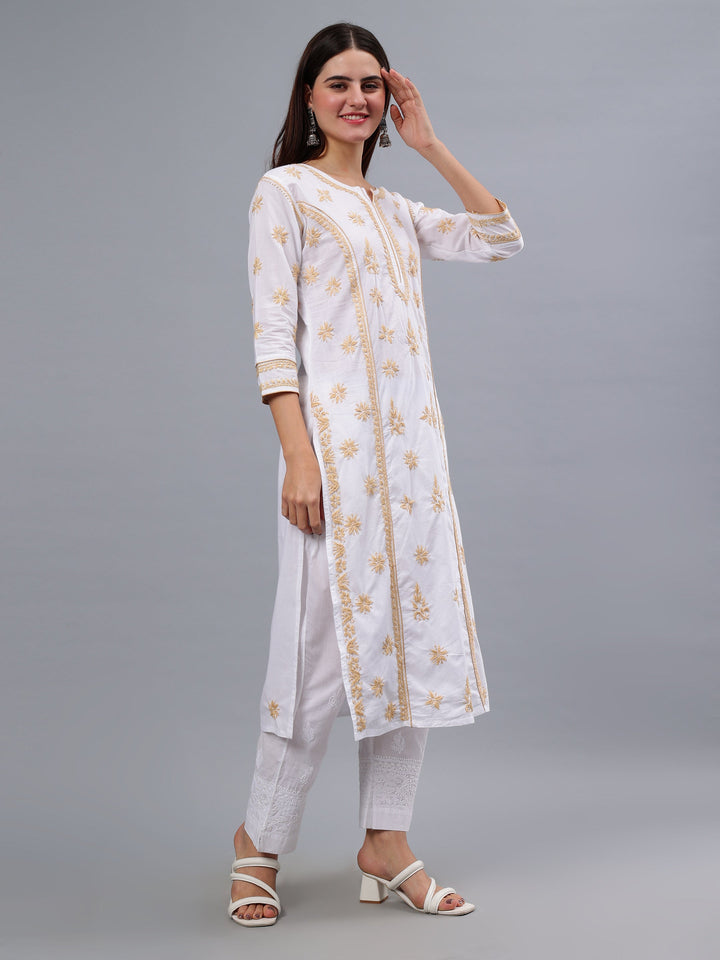 White-Cotton-Lucknowi-Embroidered-Chikankari-Kurta