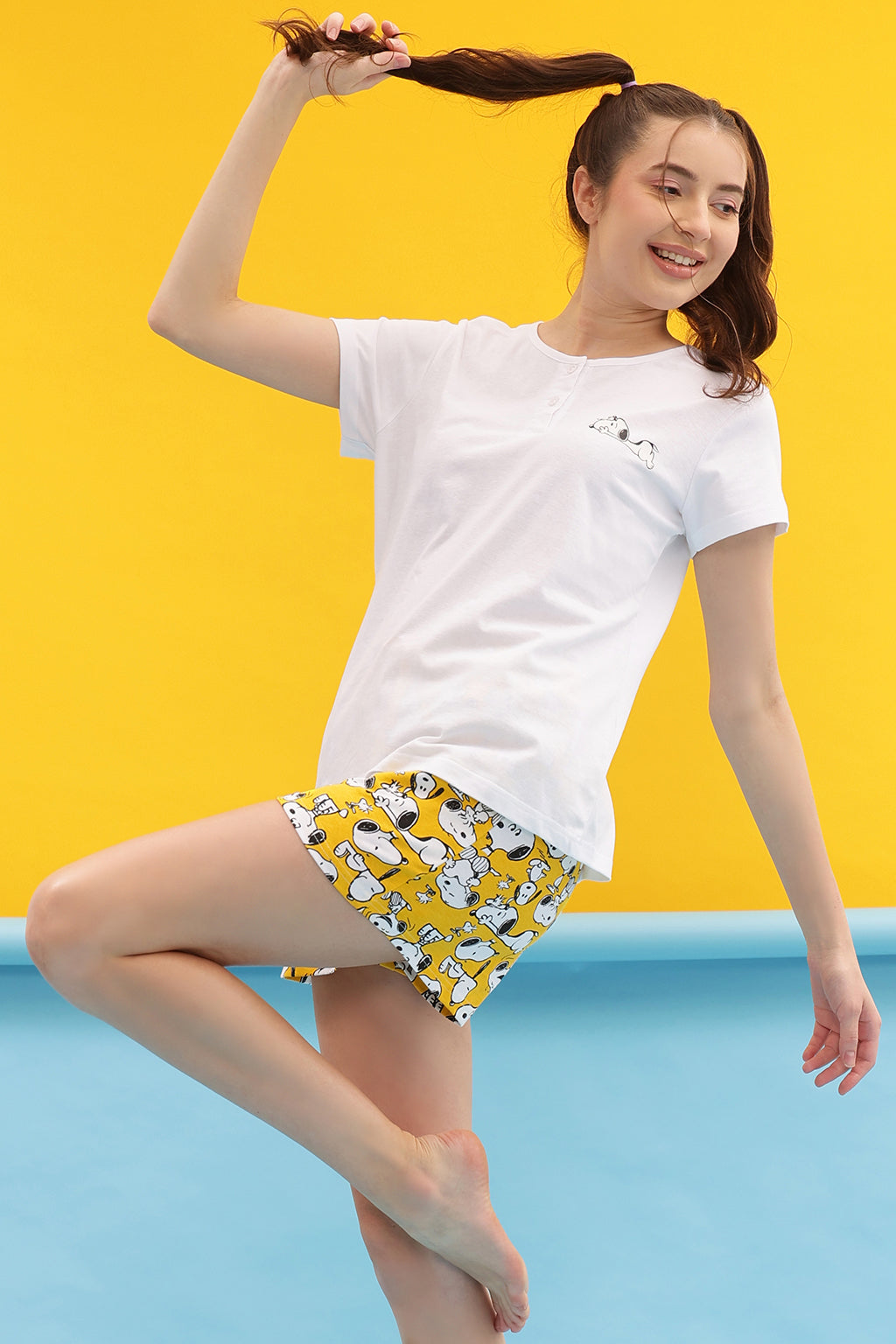 White-Cotton-Peanuts-Snoopy-Print-T-Shirt-&-Shorts-Set