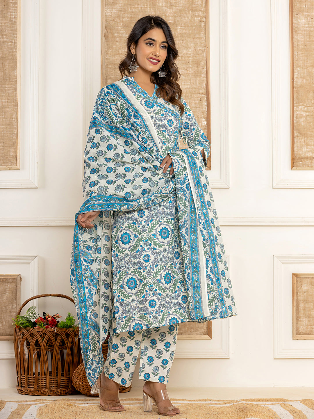 Turquoise-Blue-&-White-Cotton-Printed-3-Piece-Kurta-Set