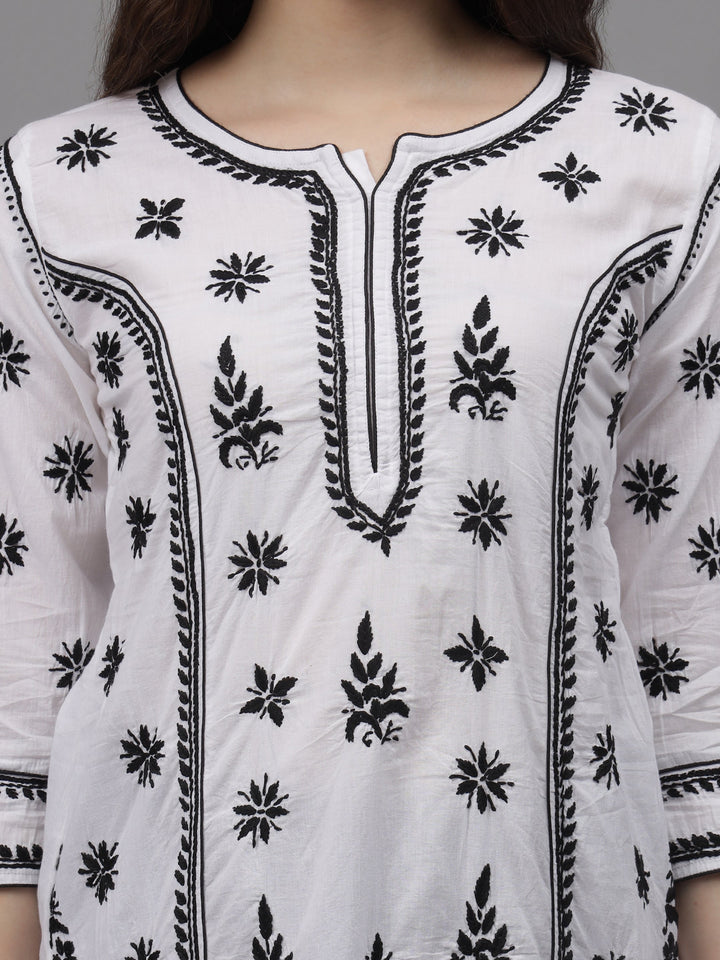 White-&-Black-Cotton-Embroidered-Chikankari-Kurta