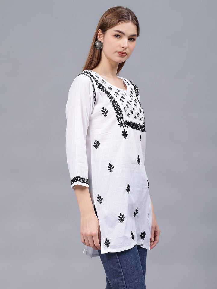 White-&-Black-Cotton-Embroidered-Chikankari-Tunic