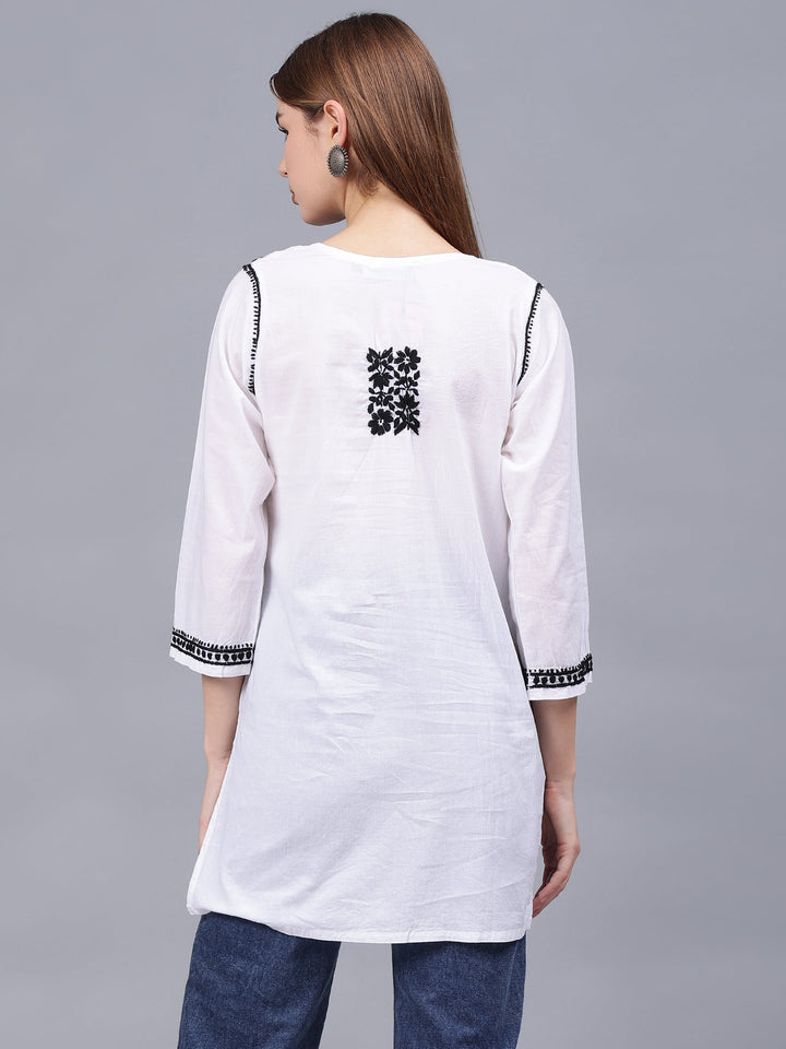 White-&-Black-Cotton-Embroidered-Chikankari-Tunic