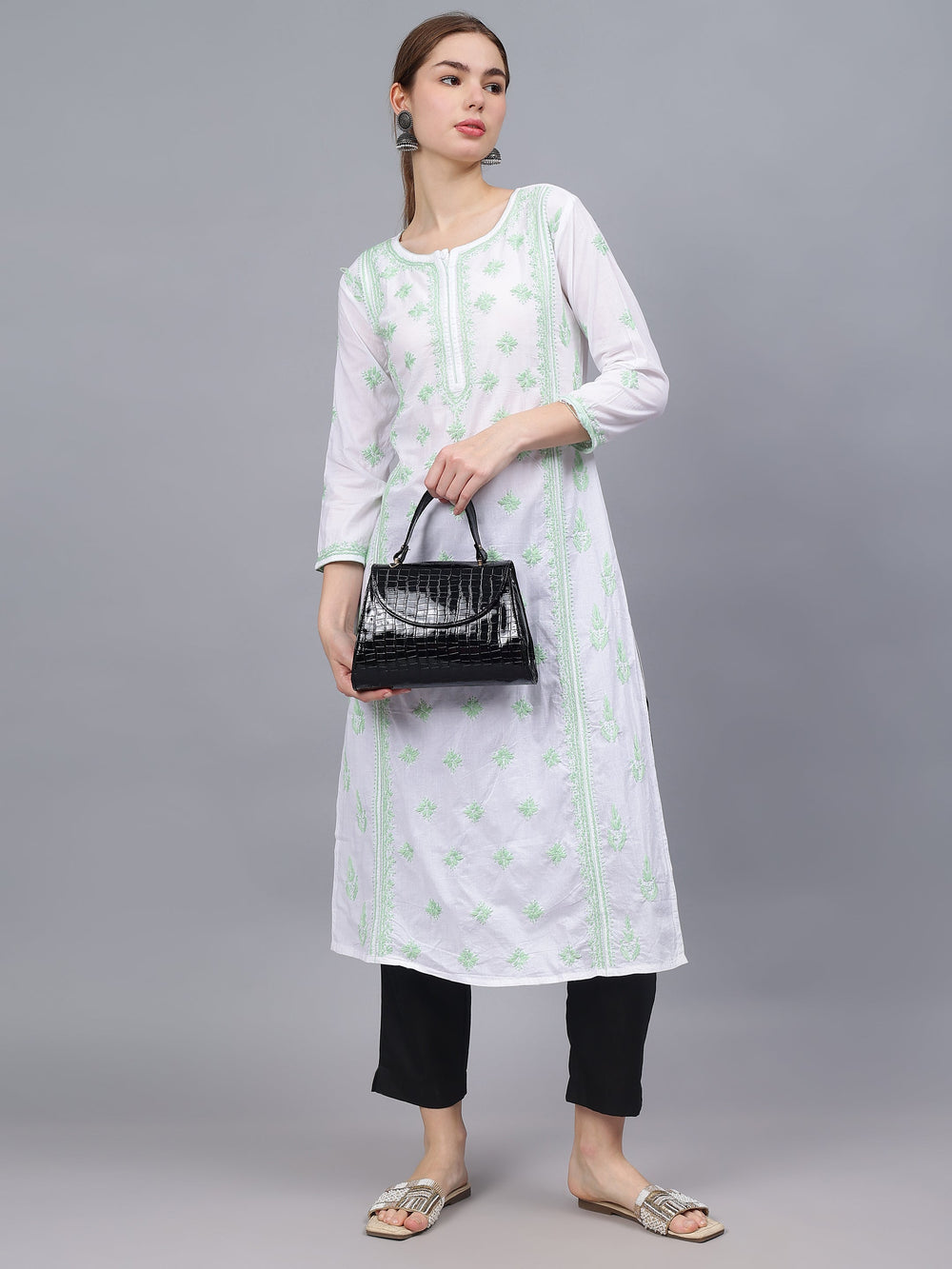 White-&-Green-Cotton-Embroidery-Chikankari-Kurti