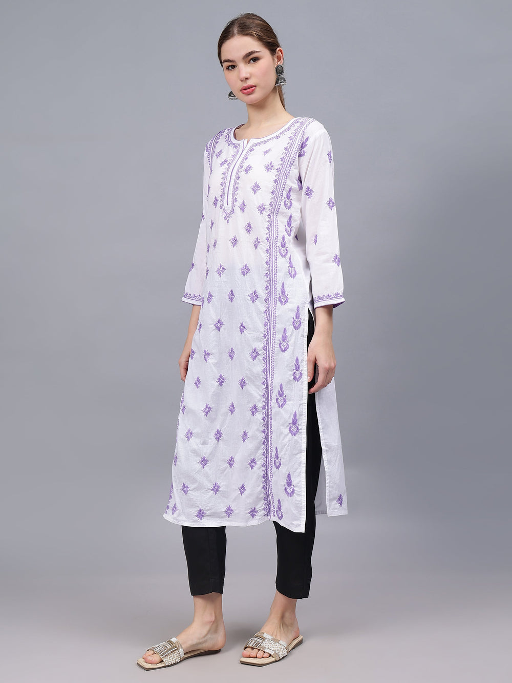 White-&-Mauve-Cotton-Embroidered-Chikankari-Kurta