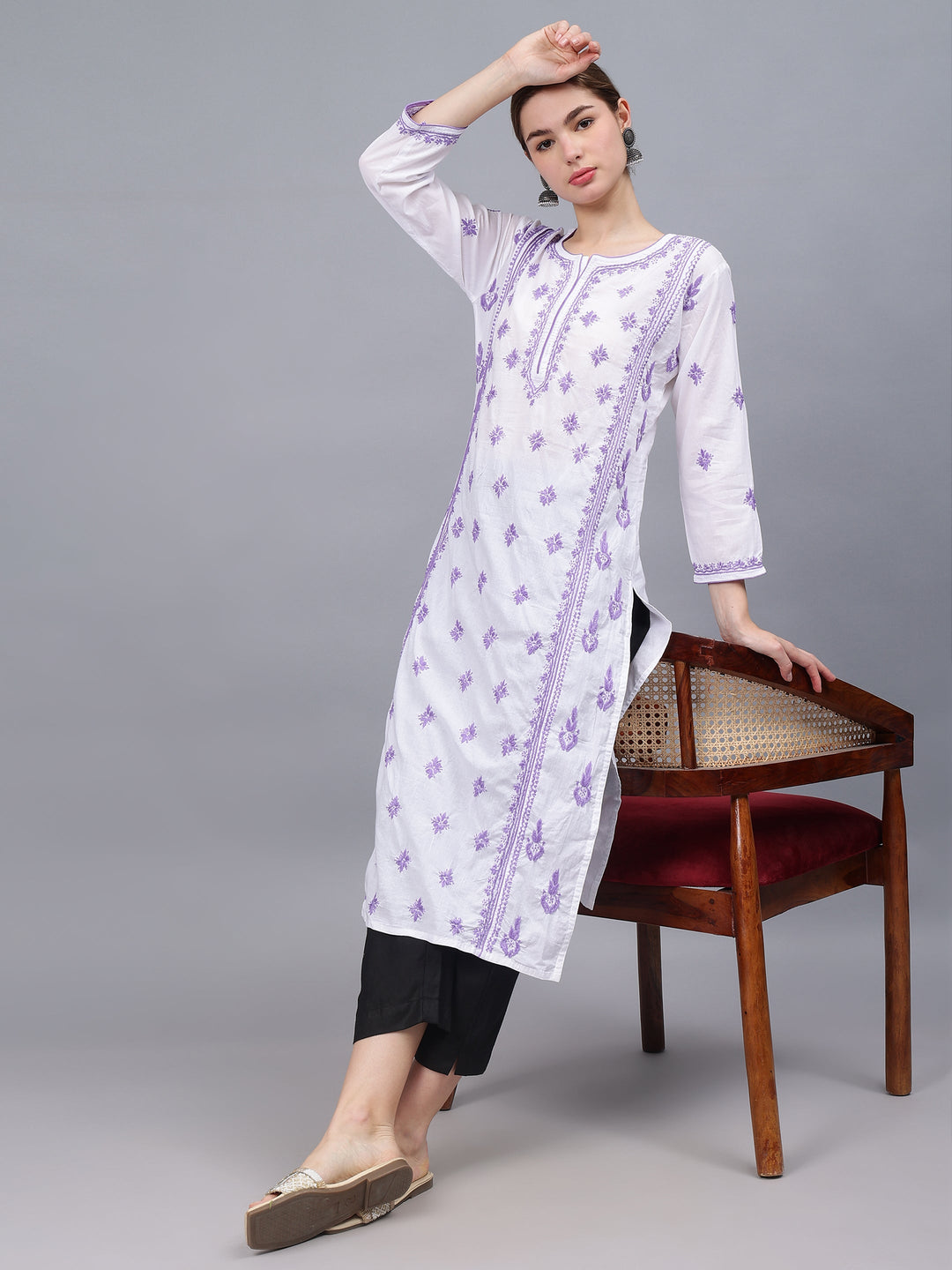 White-&-Mauve-Cotton-Embroidered-Chikankari-Kurta