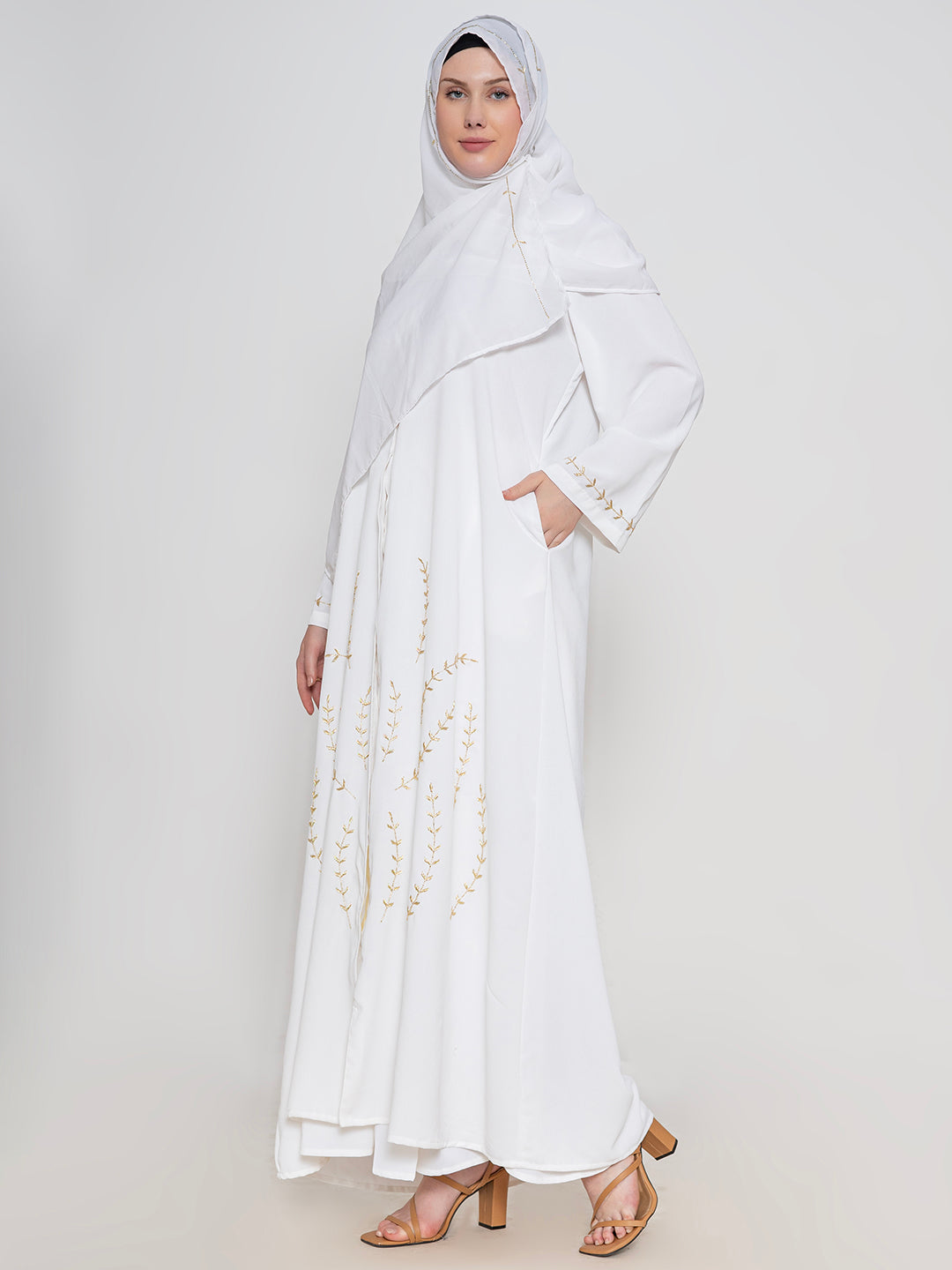 White-100%-Polyester-Embroidered-Abaya-With-Scarf