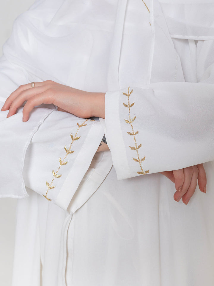 White-100%-Polyester-Embroidered-Abaya-With-Scarf