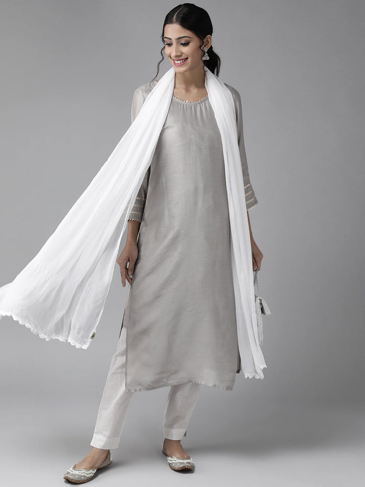 White-Chiffon-Embroidered-Lucknowi-Dupatta-With-Crochet-Lace