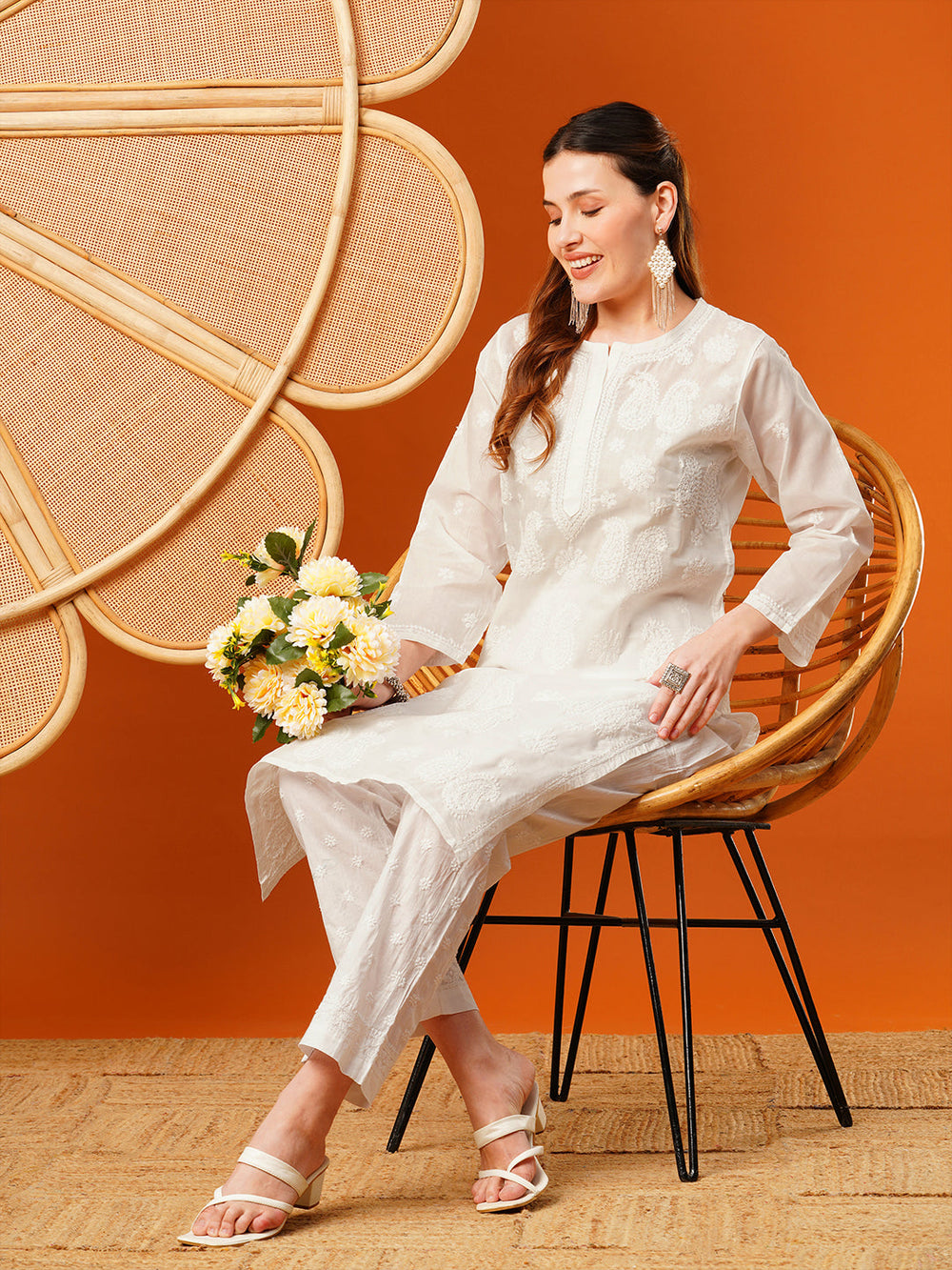 White-Cotton-Embroidered-Chikankari-Kurta-Only