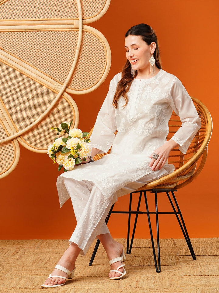 White-Cotton-Embroidered-Chikankari-Kurta-Only