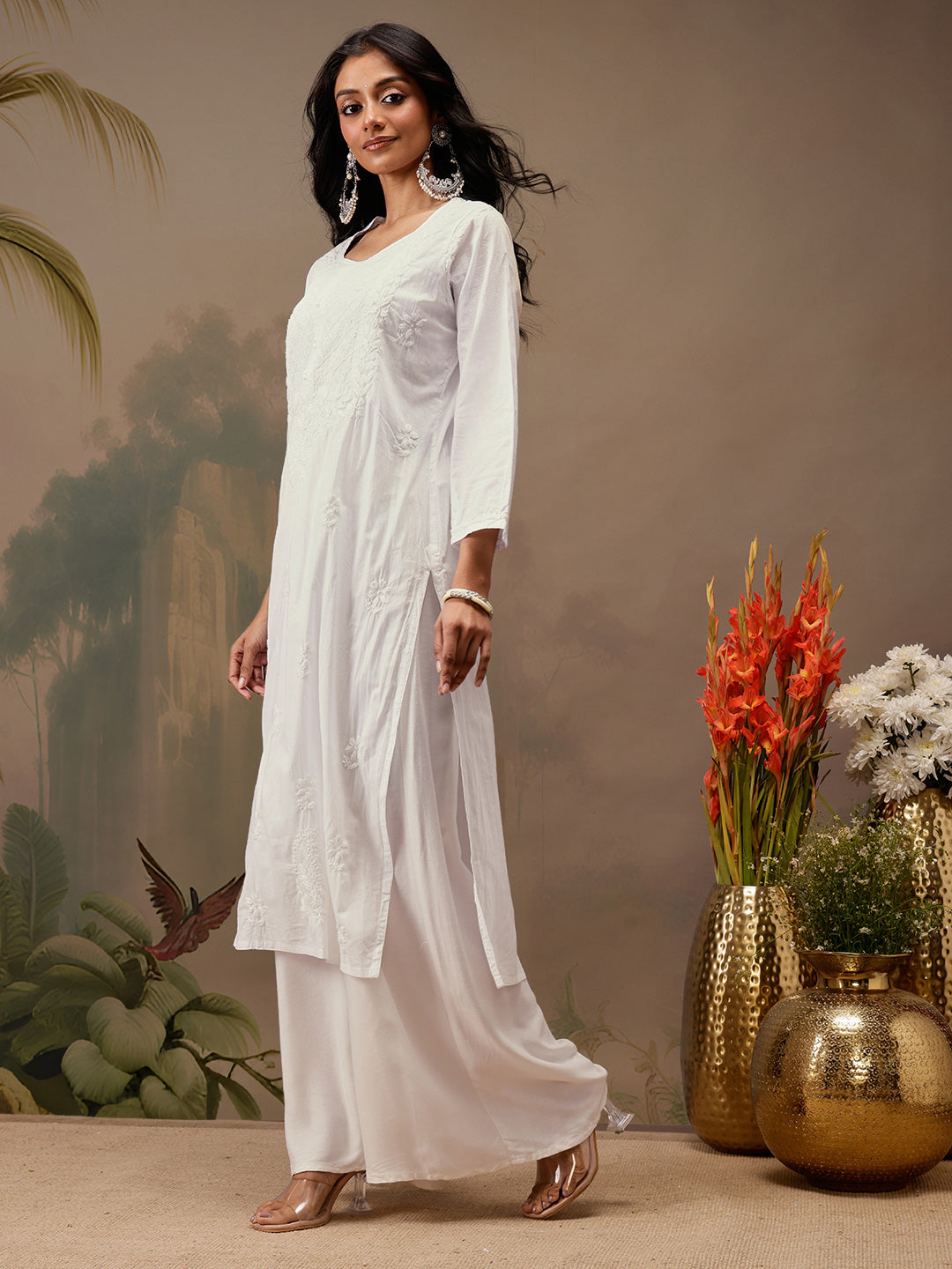 Off-White-Cotton-Embroidered-Lucknowi-Chikankari-Kurta-Only