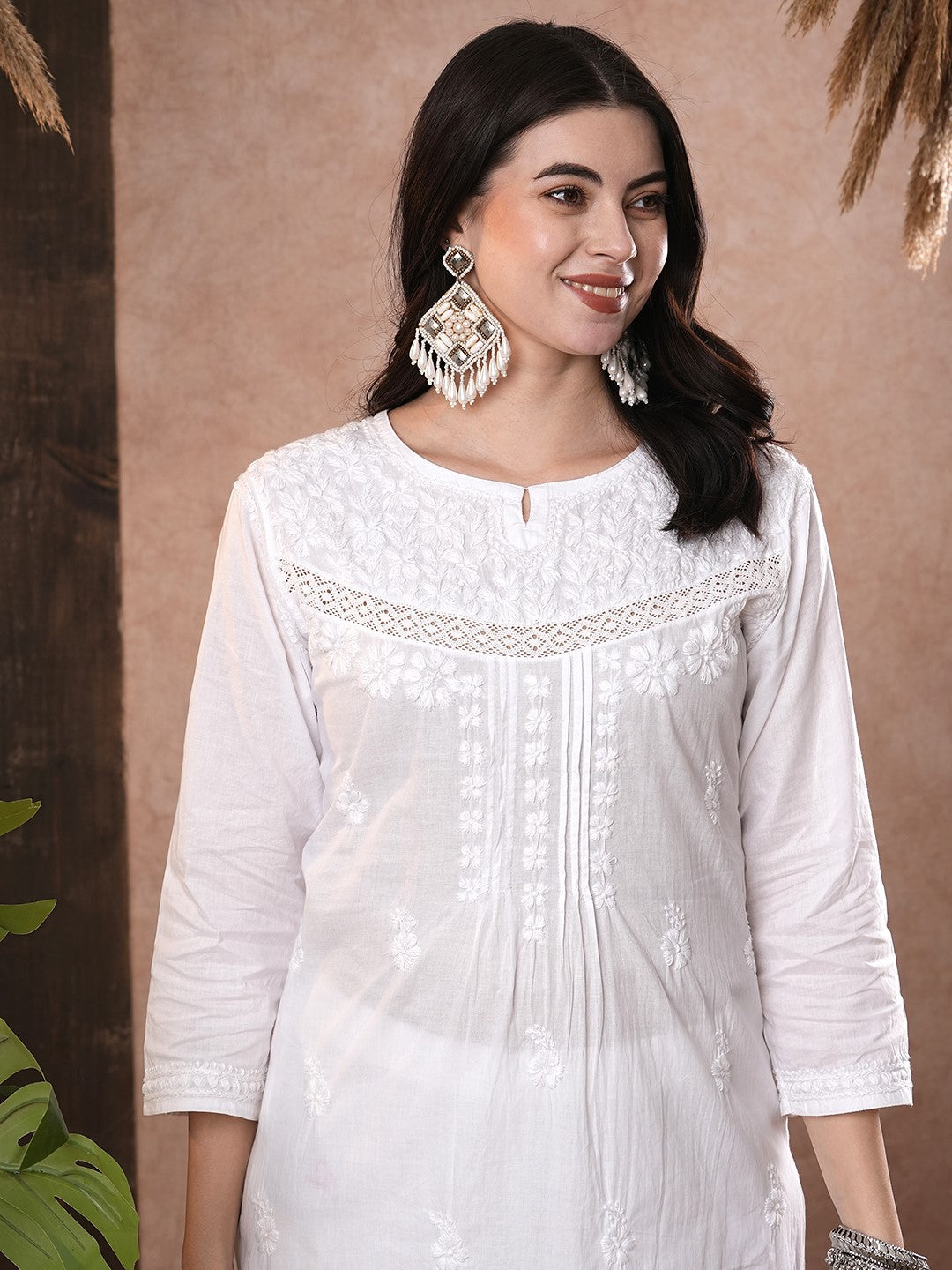 White-Cotton-Embroidered-Lucknowi-Chikankari-Kurta-Only