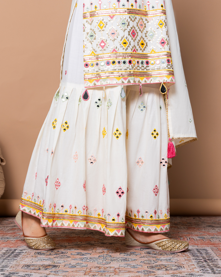 White Cotton Isha Kurta Set 