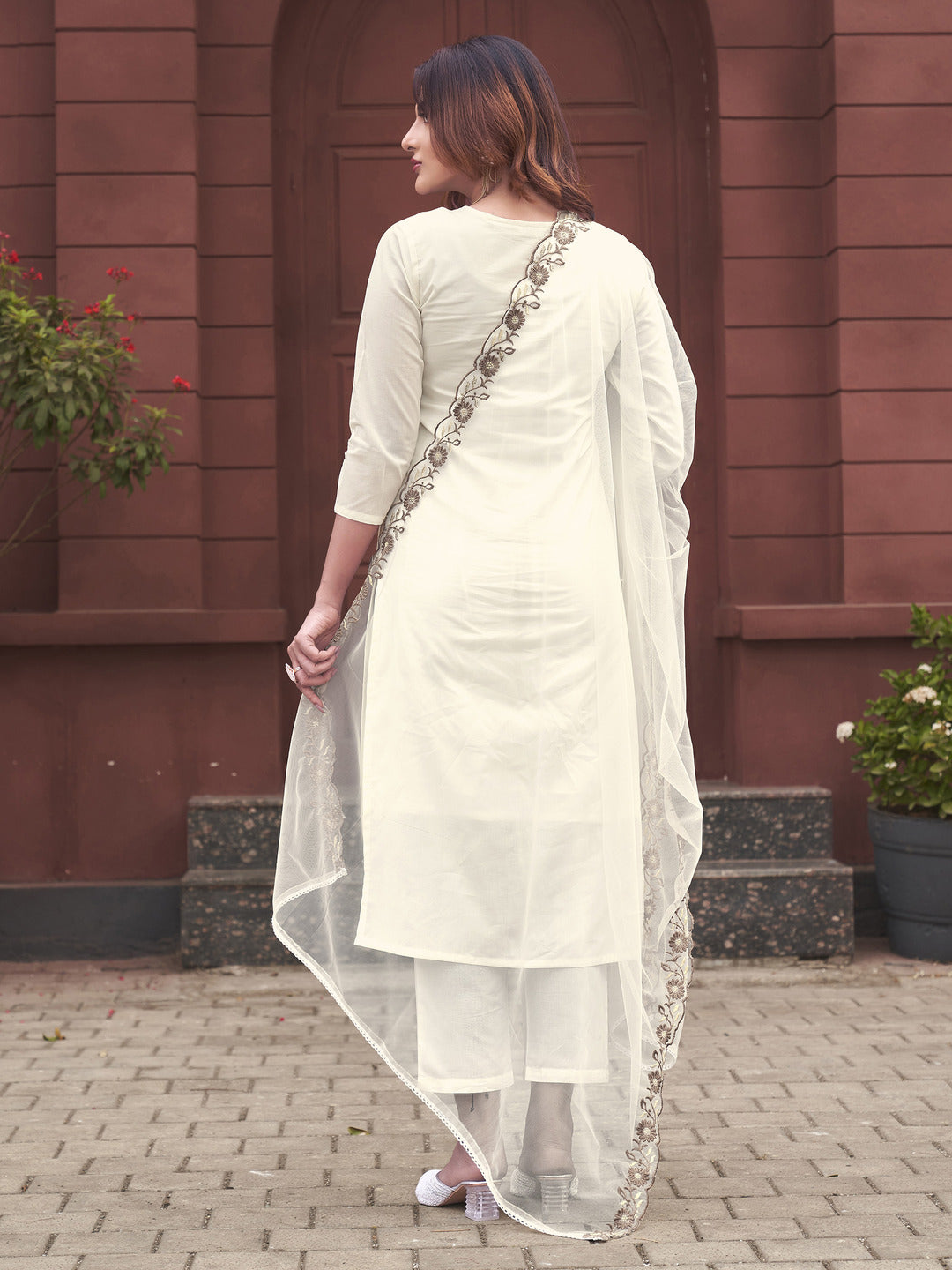 White-Pure-Cotton-Embroidered-Kurta-Set