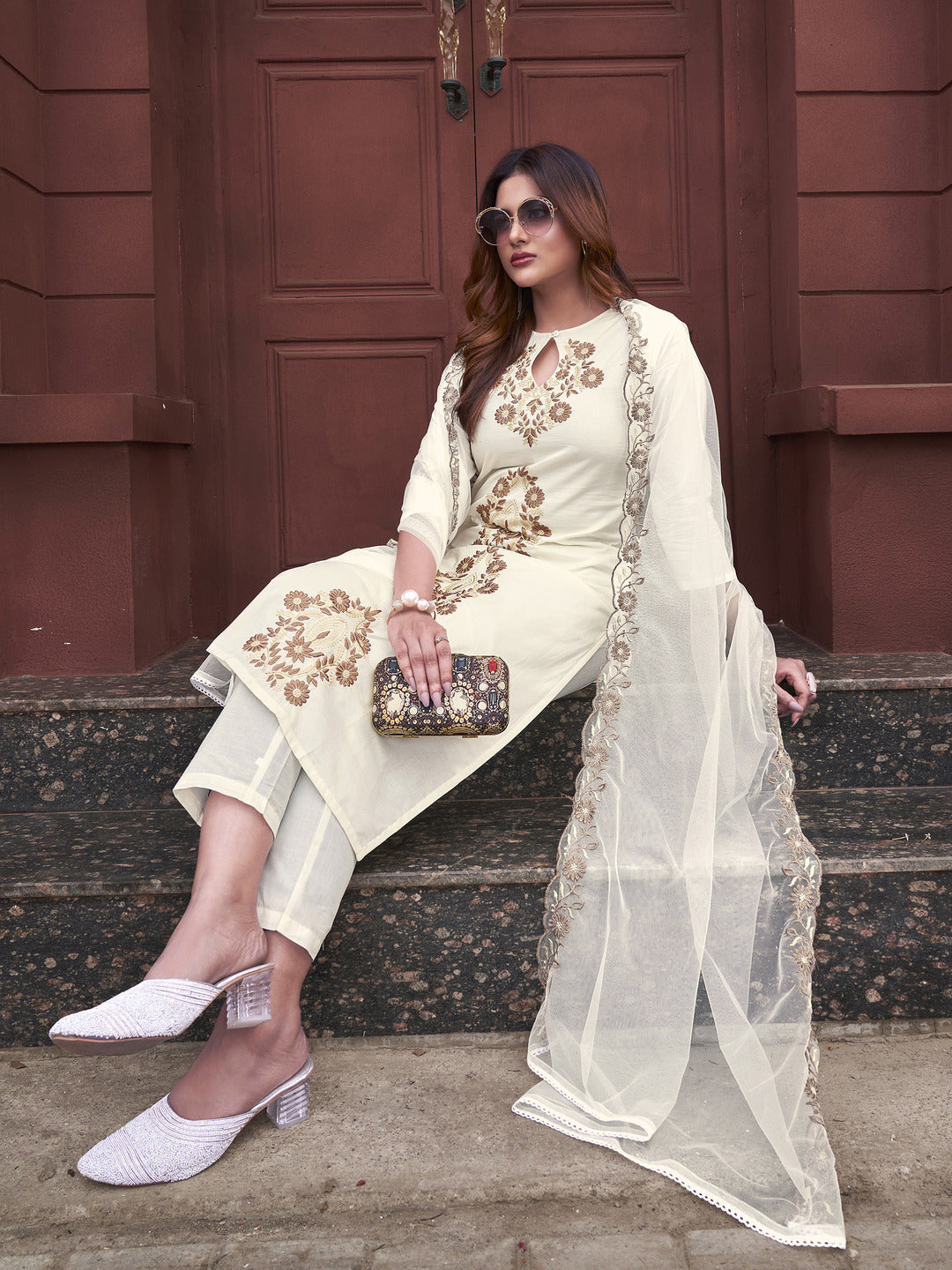 White-Pure-Cotton-Embroidered-Kurta-Set