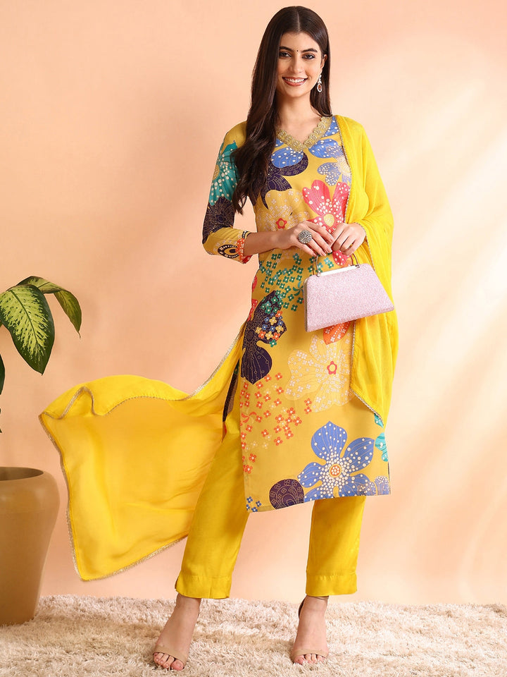 Yellow-Cotton-Blend-Floral-Print-3-Piece-Kurta-Set