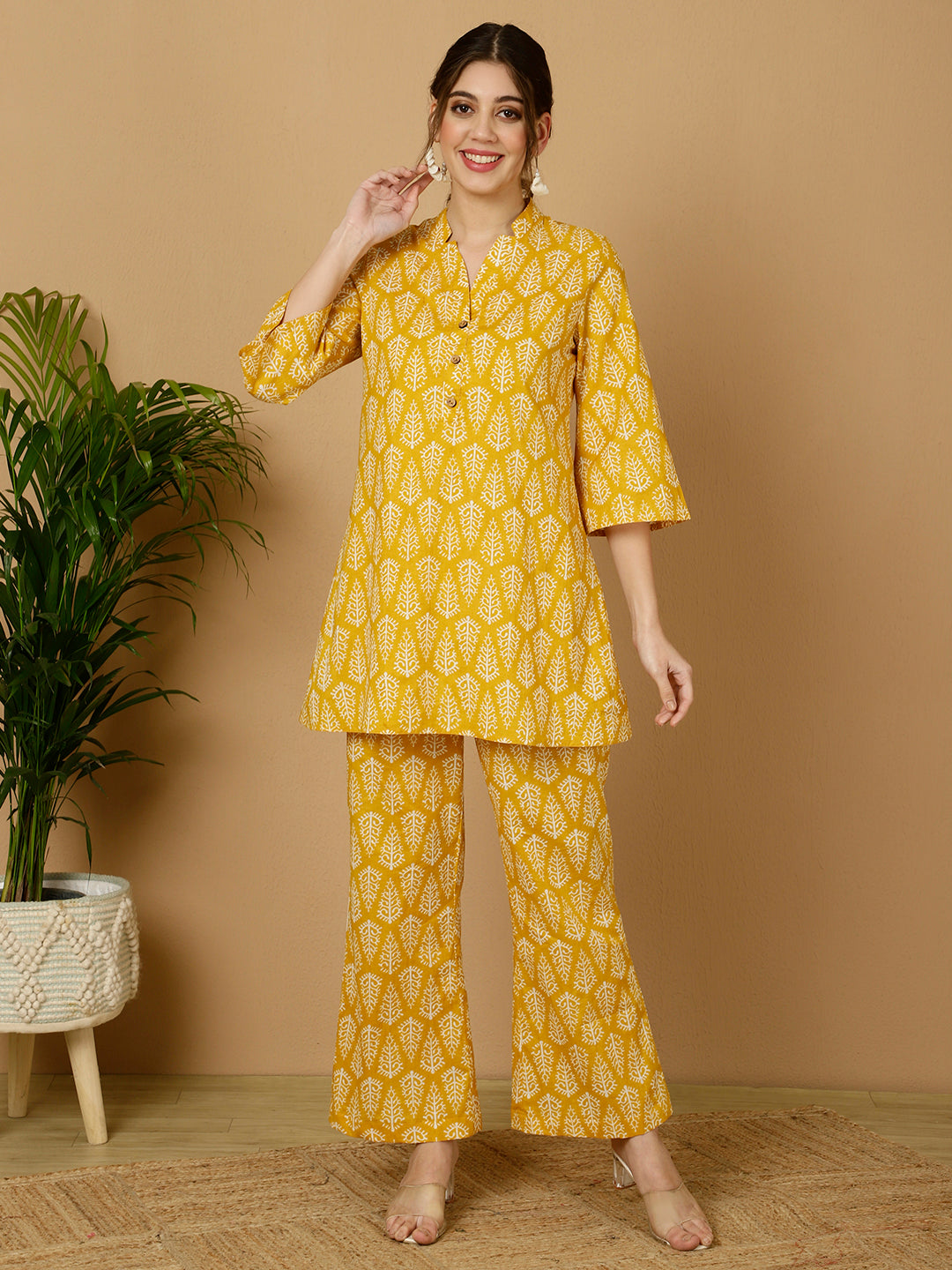 Yellow-Cotton-Cambric-Ethnic-Printed-Kurta-With-Palazzo