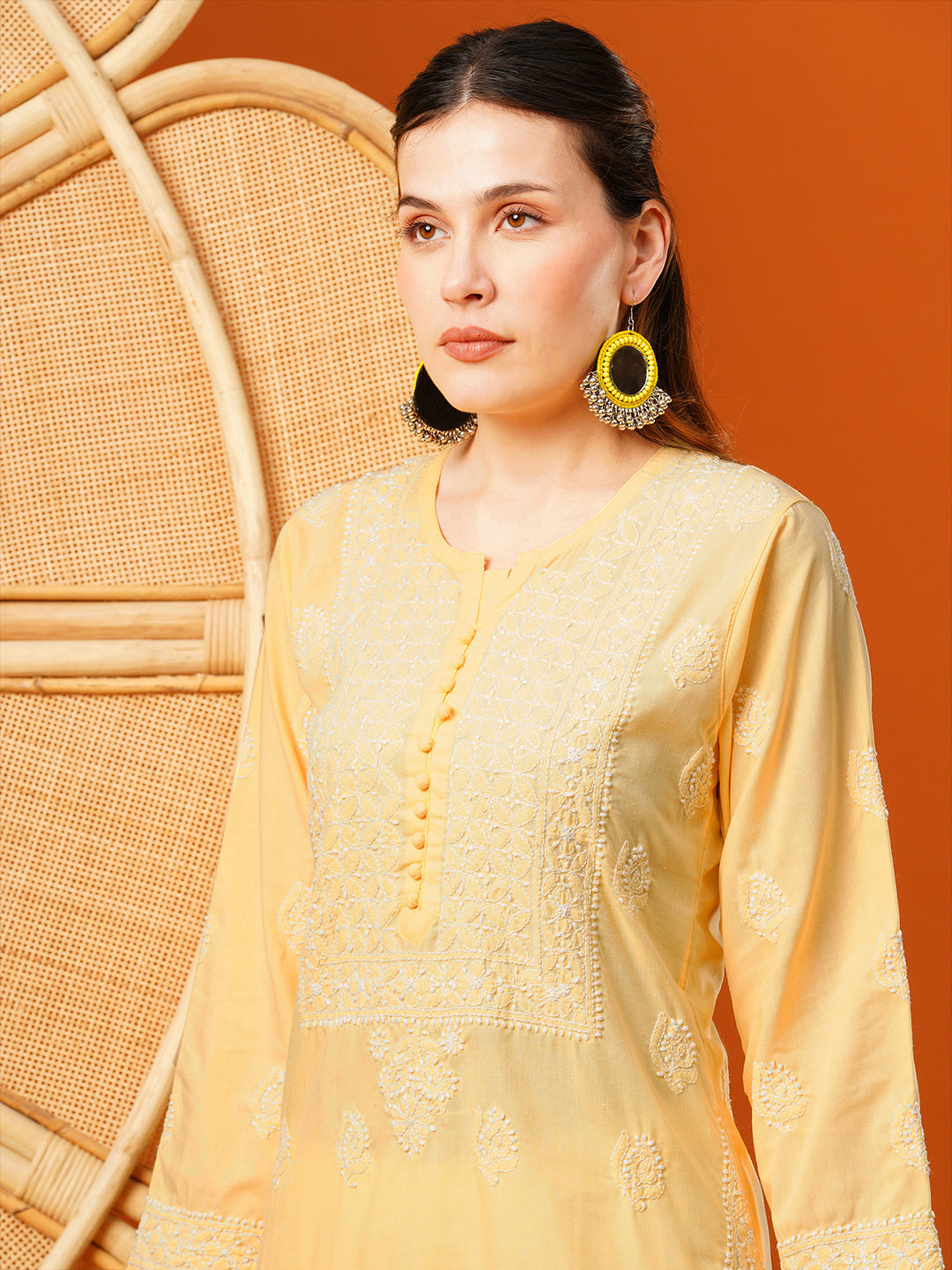 Yellow-Cotton-Embroidered-Chikankari-Kurta