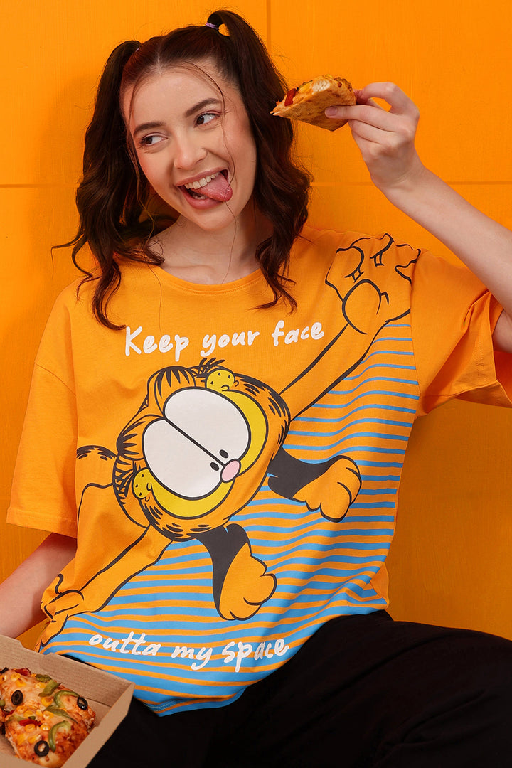 Yellow-Cotton-Garfield-Print-Oversized-T-Shirt