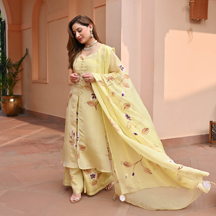 Yellow-Muslin-Floral-Printed-Straight-3-Piece-Kurta-Set